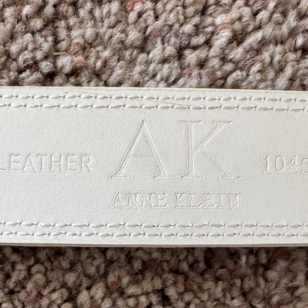 Anne Klein White Belt with Silver Buckle - Picture 4 of 7